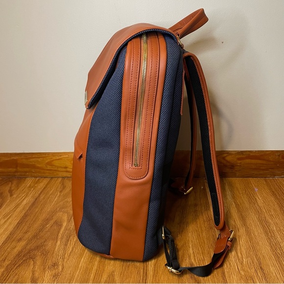 P.Mai Valletta Executive Backpack Cognac Navy Leather - Picture 4 of 12